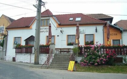 Penzion a hostinec U Kapličky