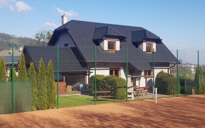 Apartmány u tenisového kurtu