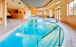 Nízke a Vysoké Tatry pri Liptove: Sojka Resort *** s raňajkami, bazénmi, 4 druhmi sáun a Liptov Region Card