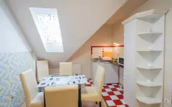 Rooms, Jade Panzió, Balatonföldvár, Magyarország