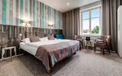 Szállás a Prága központjához közeli Royal Court Hotel *** szállodában reggelivel 