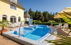 Maďarsko pri hraniciach 3 štátov a pri termáloch: Gosztola Gyöngye Hotel s polpenziou a neobmedzeným wellness