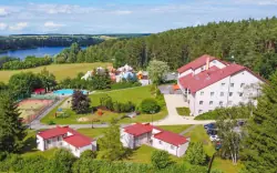 Pobyt dla smakoszy w Křivoklát: Hotel Jesenice *** z ultra all inclusive i 50% zniżką na zabiegi