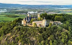 Teplice a CHKO České středohoří: Jedinečná dovolená na historickém Hradě Doubravka + úschovna kol a parkování
