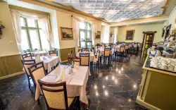 Restaurace, Hotel Most Slávy ***, Trenčianské Teplice