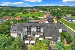 Mariánské Lázně ve Schlosshotelu Marienbad *** se snídaní nebo polopenzí a ozdravnými procedurami dle výběru