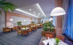 Restaurace, Congress & Wellness Hotel Olšanka ****, Praha
