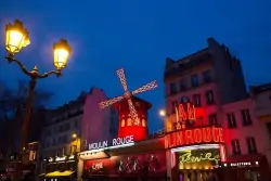 Moulin Rouge Párizsban