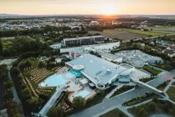 Therme Laa - Hotel, Silent Spa & Villas ****
