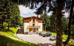Magura hegyi hotel ***, Chvojnica, Strážov-hegység