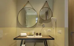 Fürdőszoba, MJUS Resort & Thermal Park ****, Körmend , Maďarsko