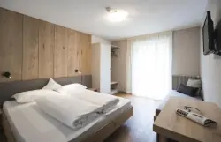 Izba, Hotel Adler ***, San Giovanni in Val Aurina, Taliansko