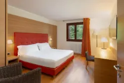 Łóżko, Blu Hotel Acquaseria ****, Ponte di Legno, Włochy