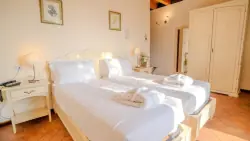 Dvojlůžkový pokoj, Relais Corte Cavalli ****, Ponti sul Mincio, Itálie