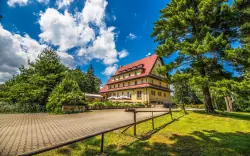 Parkhotel Skalní město *** sa nachádza v srdci Českého raja