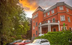 Historyczny budynek, Hotel Pałac Paulinum ***, Jelenia Góra, Polska