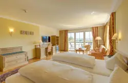 Hotelový pokoj, Alpenhotel Speckbacher Hof ****, Gnadenwald, Rakousko