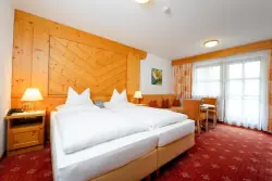 Dvoulůžkový pokoj, Hotel Büntali Galtür ****, Galtür, Rakousko