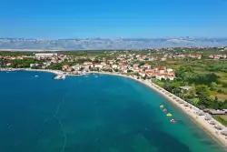 Part és strand, Hotel BENI ***, Vrsi, Horvátország