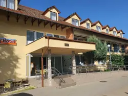 Vchod do hotelu, Touring hotel ** Berekfürdő, Berekfürdő, Maďarsko