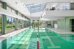Vnitřní bazén, Hotel Yacht Wellness & Business ****, Siófok, Maďarsko