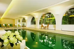 Vnitřní bazén, Pytloun Schlosshotel Weikersdorf ****, Baden, Rakousko