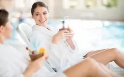 Pobyt v Karlových Varech s až 4 procedurami: Spa Hotel Schlosspark **** s polopenzí, bazénem, saunou a fitness