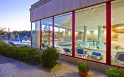 Beltéri medence, Hunguest Hotel Pelion ***, Tapolca, Magyarország