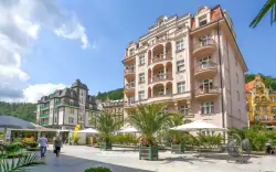 Art Deco WOLKER by ASTORIA Hotel & Medical Spa ****