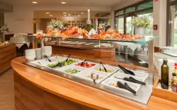 Bufetový stůl, Vulkán Wellness Hotel & Camping, Celldömölk , Celldömölk, Maďarsko