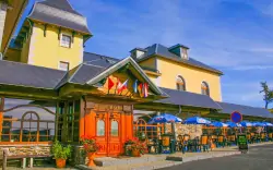 Krušné hory v Hotelu Praha *** s polopenzí, saunou a neomezeným vstupem do bazénu a vířivky + hudební večery