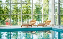 Beltéri medence a Hotel Orsino **** szállodában, Horní Planá, Lipno