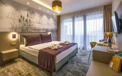 Luxusní pokoje, Golden Lake Resort Hotel ****