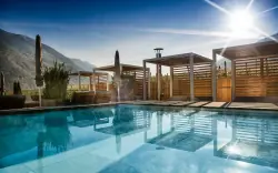 <b>Bazén</b>, <b>Hotel Das Paradies *****</b>, <b>Jihotyrolské Alpy</b>, <b>Latsch</b>, <b>Olaszország</b>