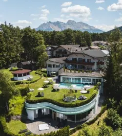 Prekrásne Dolomity a Bolzano vo Wellness & Vital-Hoteli Erica **** s gurmánskou ¾ polpenziou a bazénmi + sauny