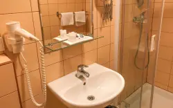 Komfort szoba, Hotel Aréna ***, Fehér-Kárpáti