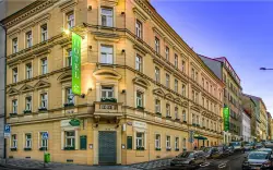 Praga w centrum w pobliżu dworca w Hotelu U Tří Korunek *** ze śniadaniem w formie bufetu 