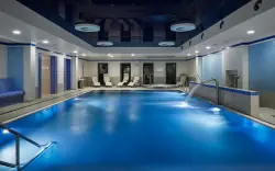 Mariánské Lázně v centru: Grandhotel Nabokov **** s polopenzí, neomezeným wellness a saunami + masáž