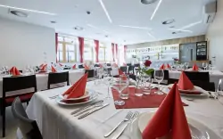 Restaurace, Penzion U Zámku, Ořechov