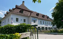 Rakúske Alpy pri Hochkare a soľných bazénoch v českom Penzióne Sun s raňajkami