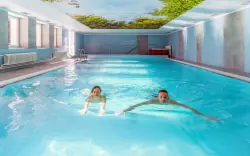 Centrum wellness w hotelu Kamzik (300 m), Jesionik