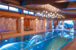 CHKO Železné hory u přehrady Seč: Hotel Jezerka **** s polopenzí a aquacentrem s bazénem, vířivkou a saunami