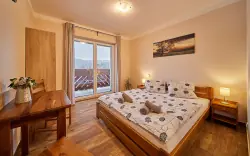 Pokój dwuosobowy z łóżkiem podwójnym, Residence Ruth ***