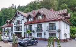 Polsko u českých hranic ve Wellness & SPA Werona *** s polopenzí, neomezeným wellness, šampaňským a masáží