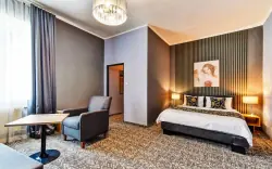 Mariánské Lázně: Hotel DaVinci **** se snídaní/polopenzí, privátním wellness a vstupem do městského bazénu