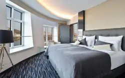 Deluxe szoba, Hotel Tančící dům ****, Prága