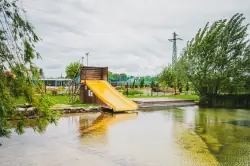 Koupaliště, Slovácký dvůr, Ostrožská Nová Ves