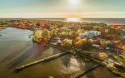 Polsko u moře a jezera: Mielno v Molo Park Aparthotelu se snídaní a wellness (bazén, sauna) + dětské animace