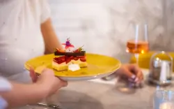 Zážitková gastronomie, Golden Lake Resort Hotel ****