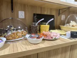 Reggeli, Vesna apartmanok, Jizera hegység